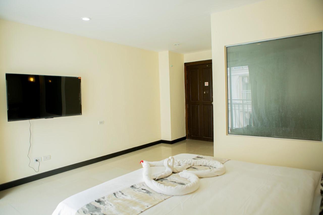 Blue Skyline Hotel Patong Ngoại thất bức ảnh