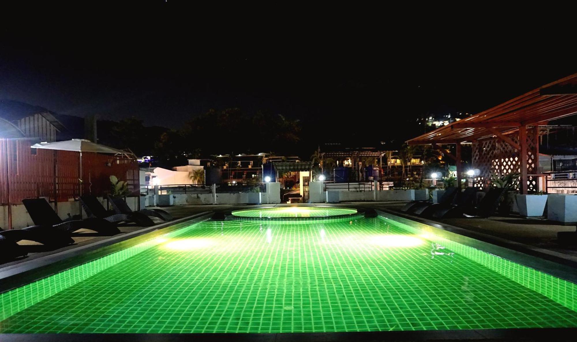 Blue Skyline Hotel Patong Ngoại thất bức ảnh