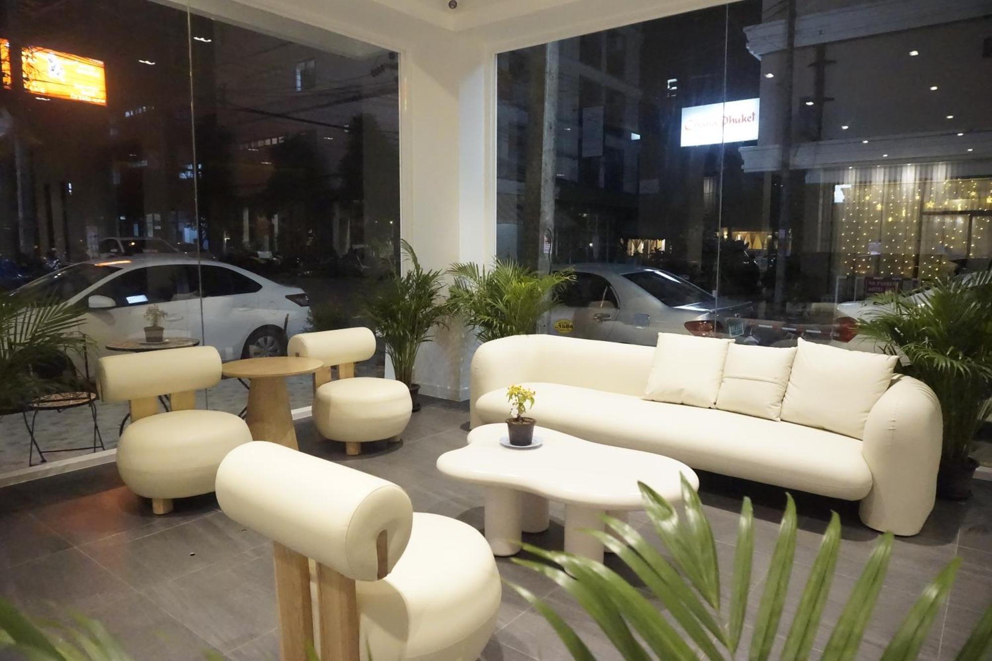 Blue Skyline Hotel Patong Ngoại thất bức ảnh